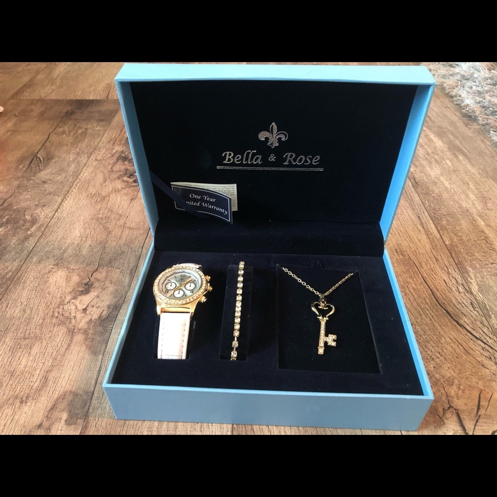 Bella & Rose Jewelry Set
